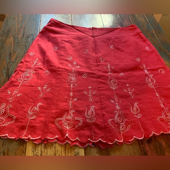 Beautiful Red Linen Skirt (11) - Picture 1 of 3